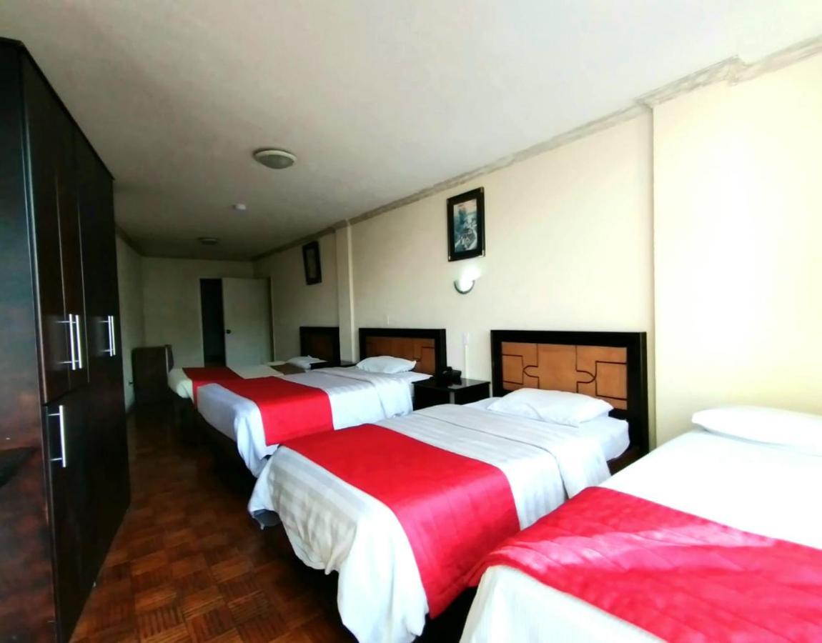 Hotel Imperial Амбато Екстер'єр фото