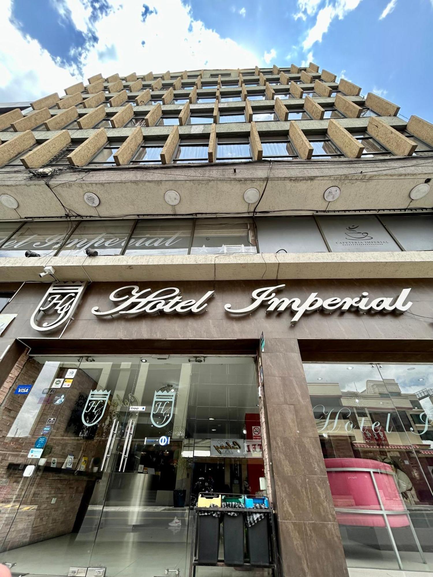 Hotel Imperial Амбато Екстер'єр фото